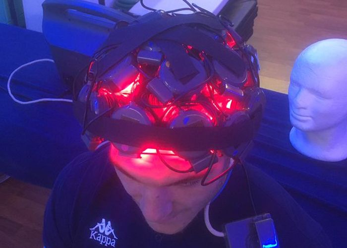 La photobiomodulation, la lumière pour sortir de l’obscurité des commotions cérébrales dans le sport