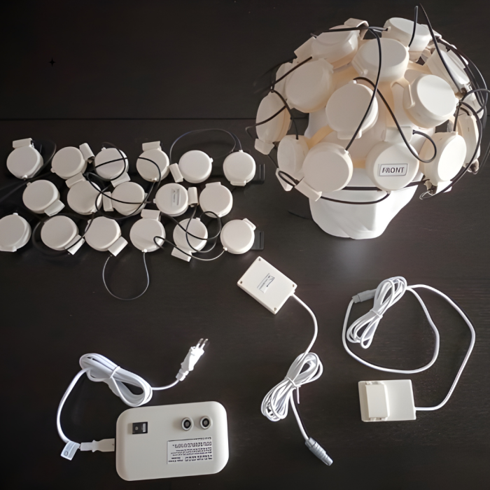 View of the device when not being worn © Regenlife